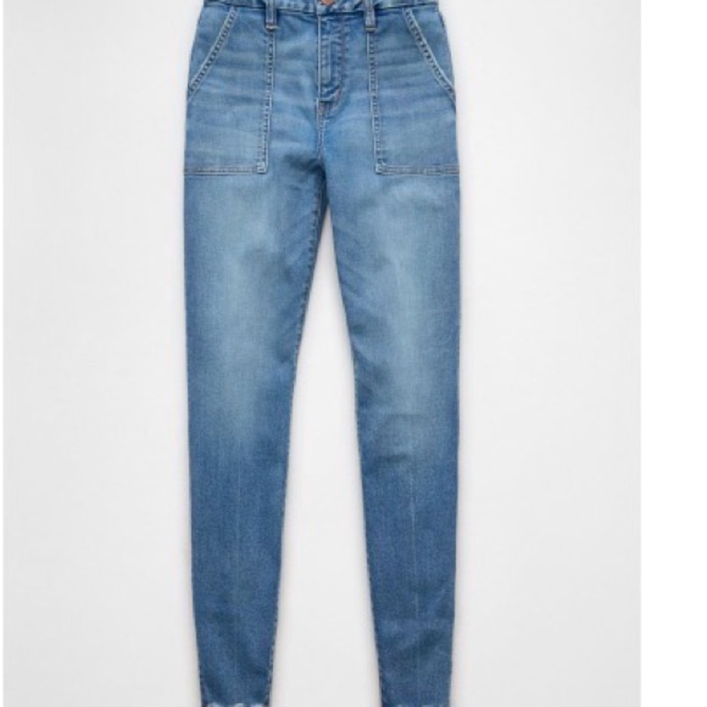 American Eagle Outfitters Light Blue Skinny Jeans